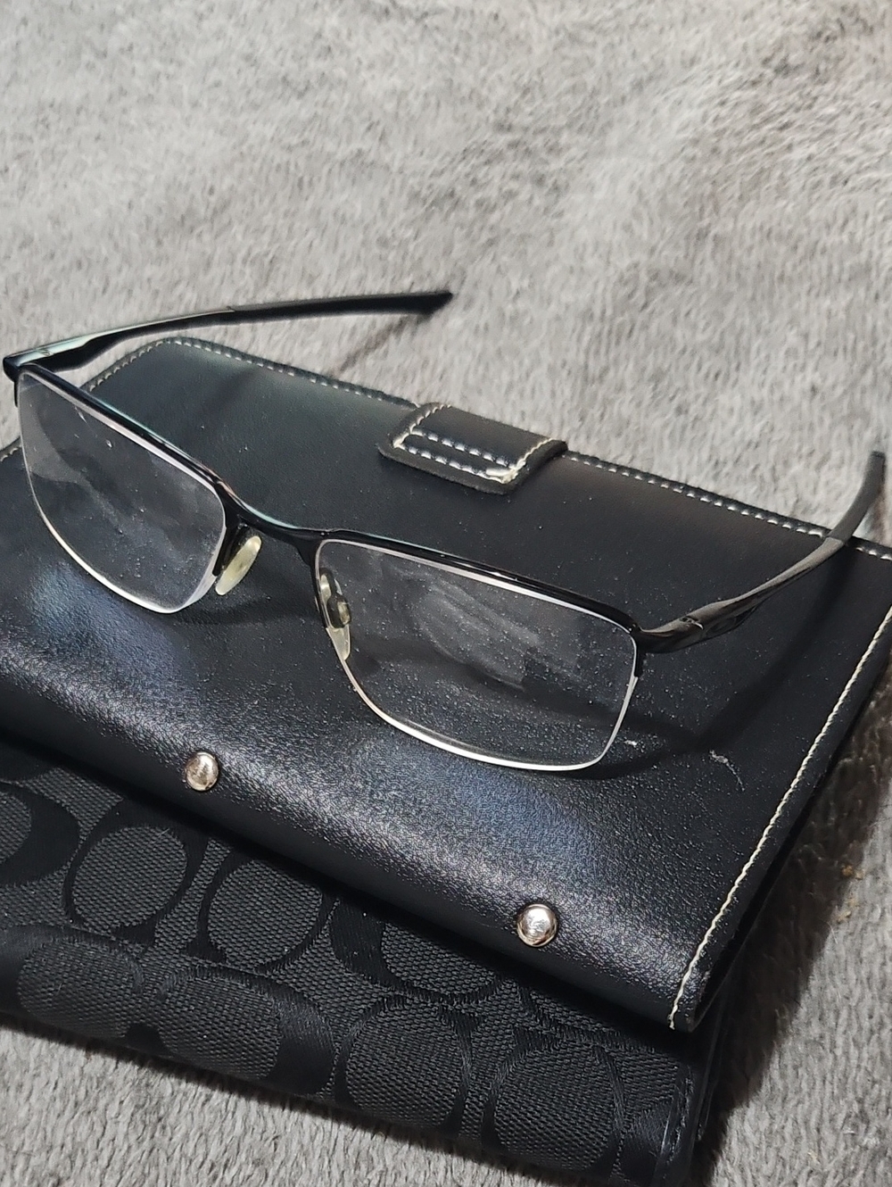 Oakley Mens Deaigner Glasses
